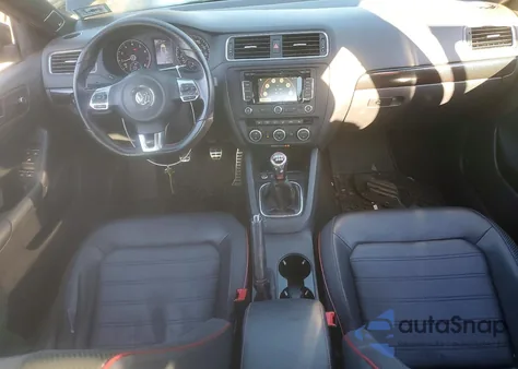 2014 Volkswagen Jetta Gli z USA, uszkodzony, nr VIN 3VW5T7AJ7EM330300